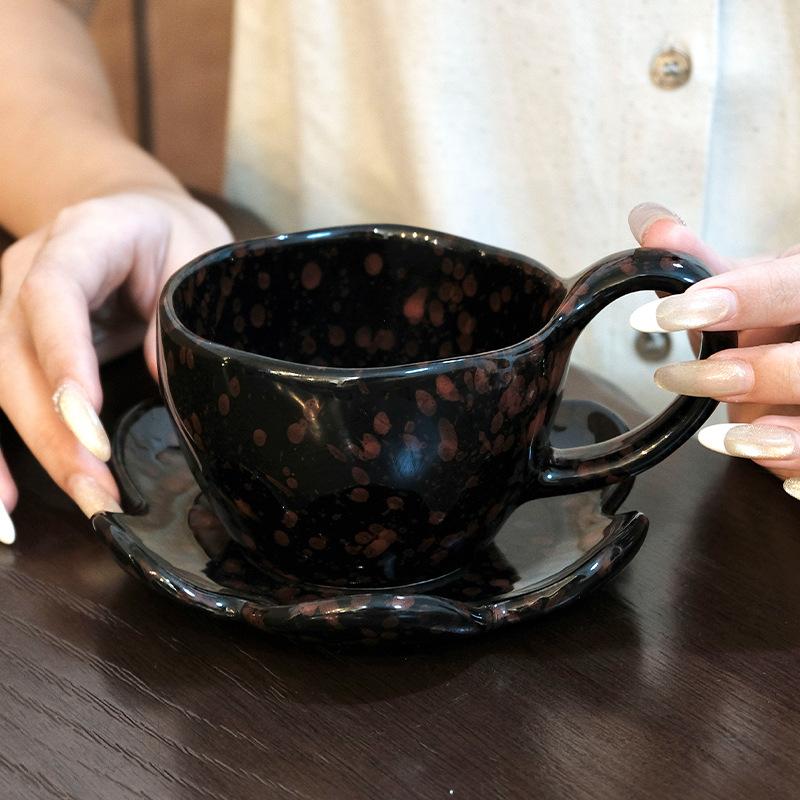 Kiln-changed coffee cup and saucer set, high-end exquisite retro afternoon tea, water cup, high-end sense mug, gift no specification
Kiln-changed coffee cup and saucer set, high-end exquisite retro afternoon tea, water cup, high-end sense mug, gift no specification