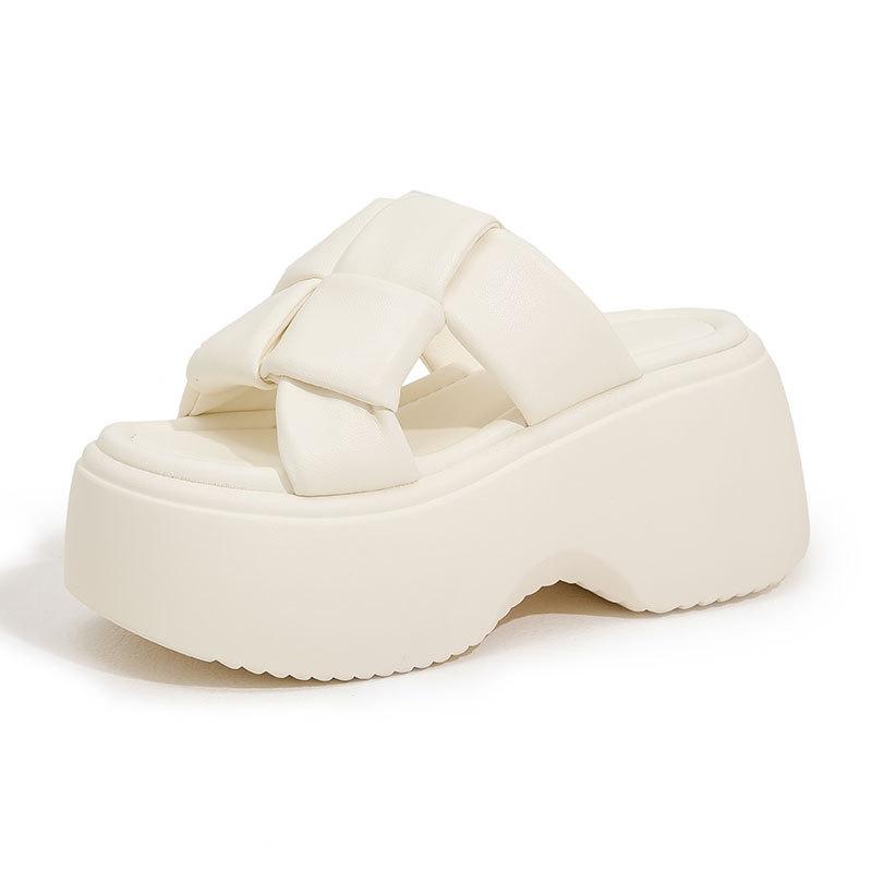 Wedge heel sandals women s summer 2025 new fashionable versatile half-slippers wear high-heeled muffin thick-soled heightening cool slippers 39
Wedge heel sandals women s summer 2025 new fashionable versatile half-slippers wear high-heeled muffin thick-soled heightening cool slippers 39