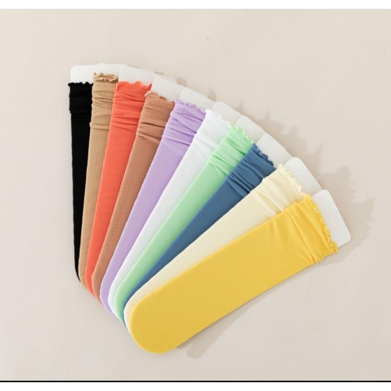 5 pairs of socks women s summer thin mid-calf black and white wooden ear edge solid colour ice ice socks velvet stacking socks 5 pairs чёрный
5 pairs of socks women s summer thin mid-calf black and white wooden ear edge solid colour ice ice socks velvet stacking socks 5 pairs чёрный