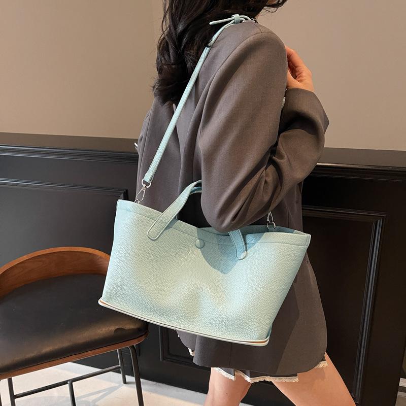 Premium bag women s 2025 spring and summer new trendy fashion shoulder handbag versatile messenger bucket bag фіолетовий
Premium bag women s 2025 spring and summer new trendy fashion shoulder handbag versatile messenger bucket bag фіолетовий
