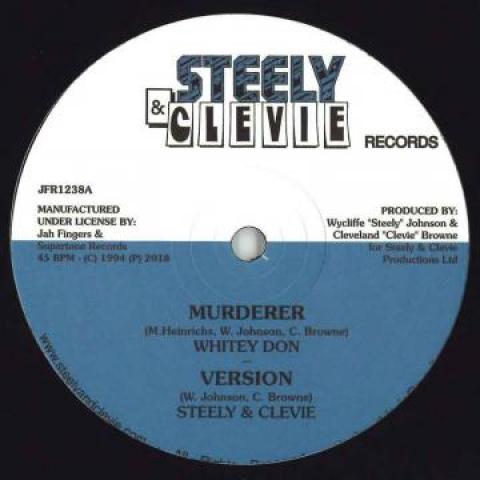 12inch Record WHITEY DON / DERRICK IRIE - Murderer; Version / Soft Ina Bed; V JFR1238 Steely & Clevie 1994 UK Reggae, Ska & Dub
12inch Record WHITEY DON / DERRICK IRIE - Murderer; Version / Soft Ina Bed; V JFR1238 Steely & Clevie 1994 UK Reggae, Ska & Dub