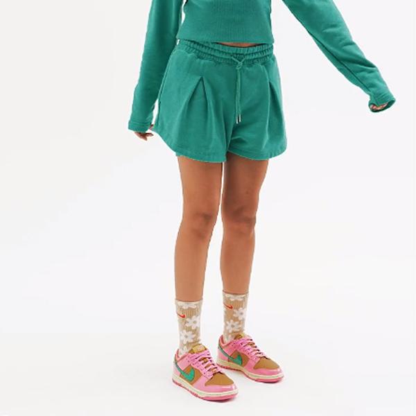 Женские кроссовки NIKE Dunk Low X Paris Go Bell FN2721-600, оригинал
Женские кроссовки NIKE Dunk Low X Paris Go Bell FN2721-600, оригинал