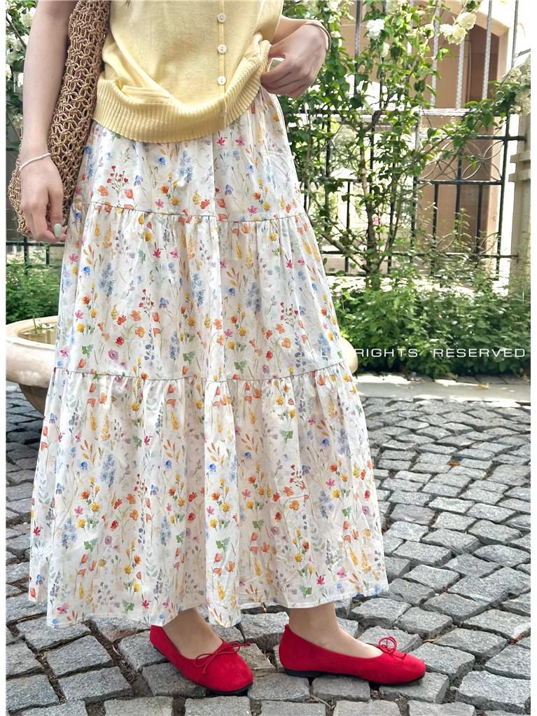 Весна/Лето 2025 Корейская Мода Цветочная Миди-юбка с Эластичной Талией и Приталенным Дизайном L белый
Весна/Лето 2025 Корейская Мода Цветочная Миди-юбка с Эластичной Талией и Приталенным Дизайном L белый