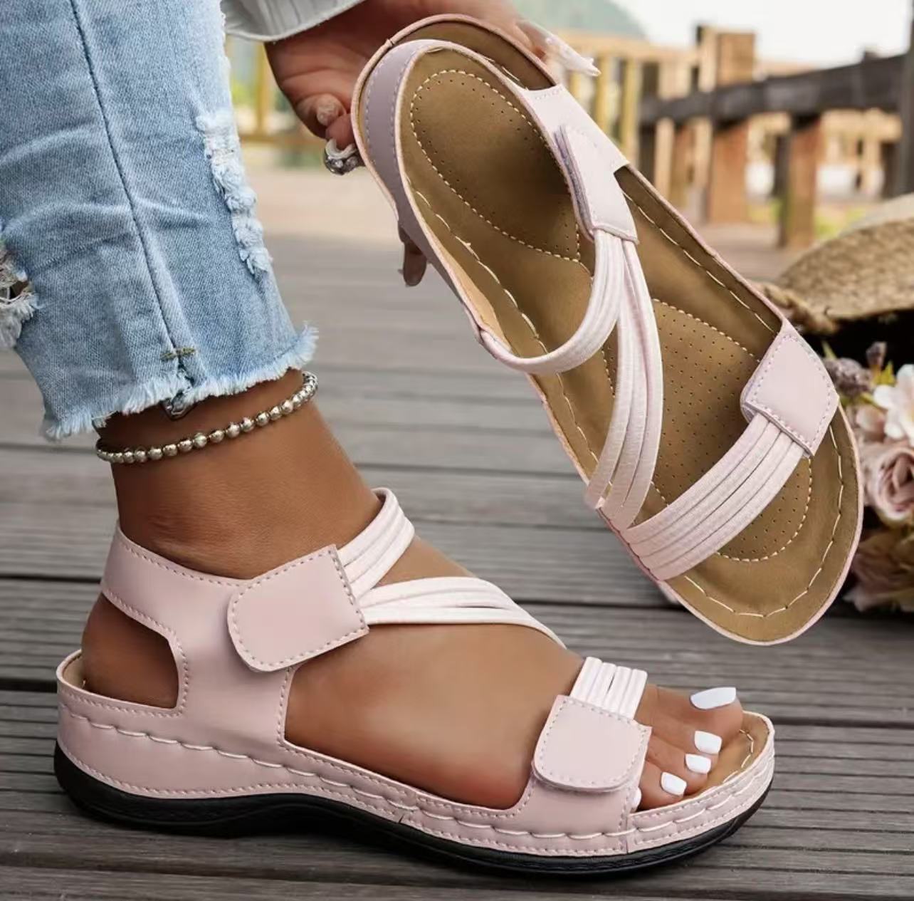 Fashion Summer Fashion Shoes for Women Plus Size 36-43 Platform Wedges Comfortable Non-slip Sandals Casual Beach Footwear 2025 43
Fashion Summer Fashion Shoes for Women Plus Size 36-43 Platform Wedges Comfortable Non-slip Sandals Casual Beach Footwear 2025 43