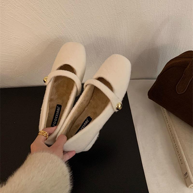 Туфли на толстом каблуке белые пушистые туфли Мэри Джейн женские туфли весна-осень 2025 новые туфли из волшебного ветра из бархата и теплых хлопковых тканей 35
Туфли на толстом каблуке белые пушистые туфли Мэри Джейн женские туфли весна-осень 2025 новые туфли из волшебного ветра из бархата и теплых хлопковых тканей 35