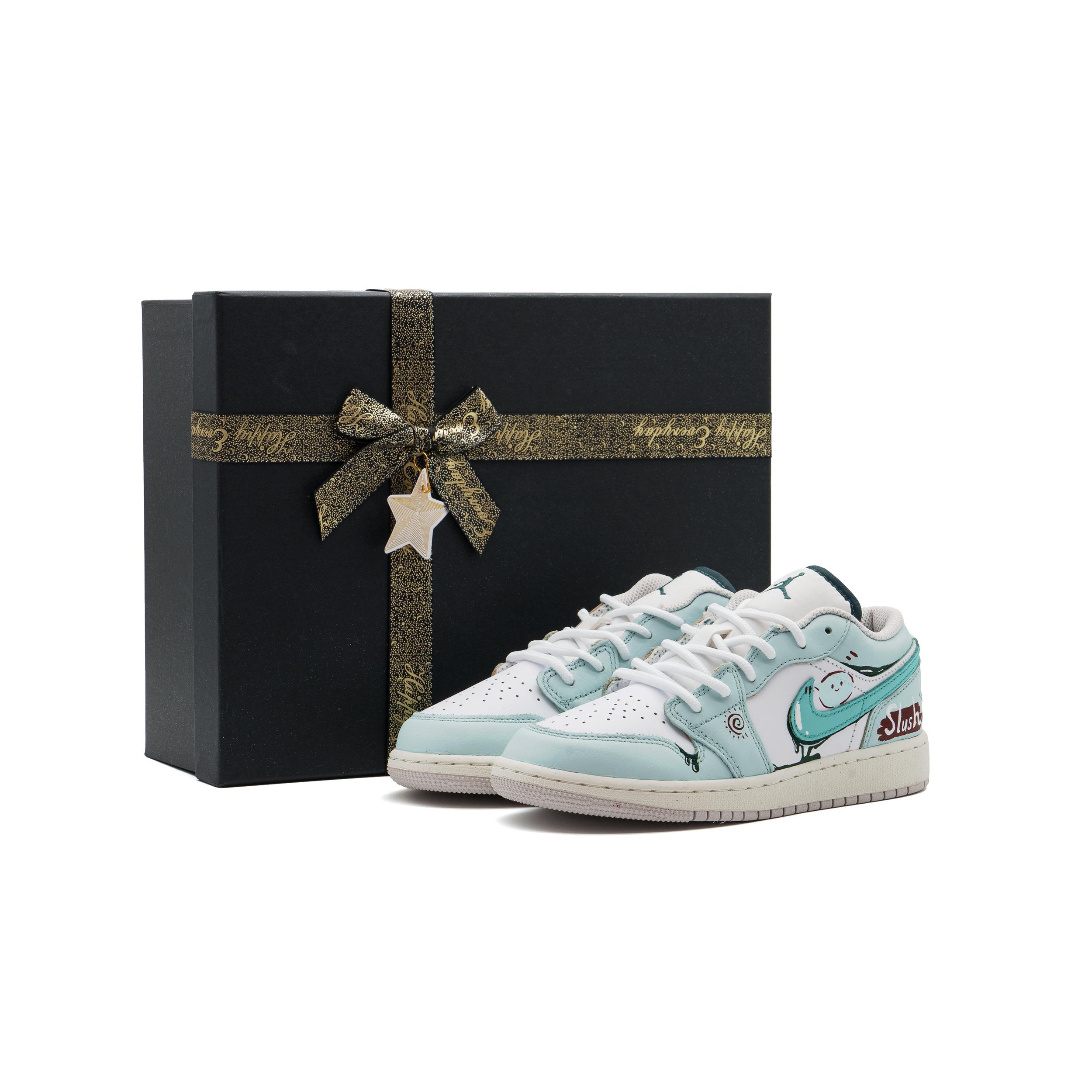 Jordan Air Jordan 1 Cushioning Abrasion Resistant Cushioning, Wear Resistant Low top Vintage Basketball Shoes Unisex FQ7687-300 (Team1104SBOX) 38
Jordan Air Jordan 1 Cushioning Abrasion Resistant Cushioning, Wear Resistant Low top Vintage Basketball Shoes Unisex FQ7687-300 (Team1104SBOX) 38