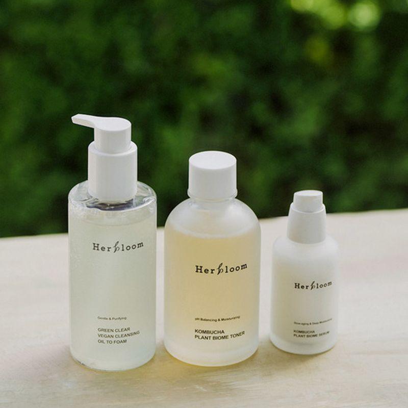 Vegan Basic Routine Set (Cleansing + Toner + Serum)
Vegan Basic Routine Set (Cleansing + Toner + Serum)