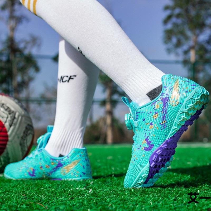 2025 new broken nail low football shoes rotating buckle men s and women s game training shoes 28
2025 new broken nail low football shoes rotating buckle men s and women s game training shoes 28