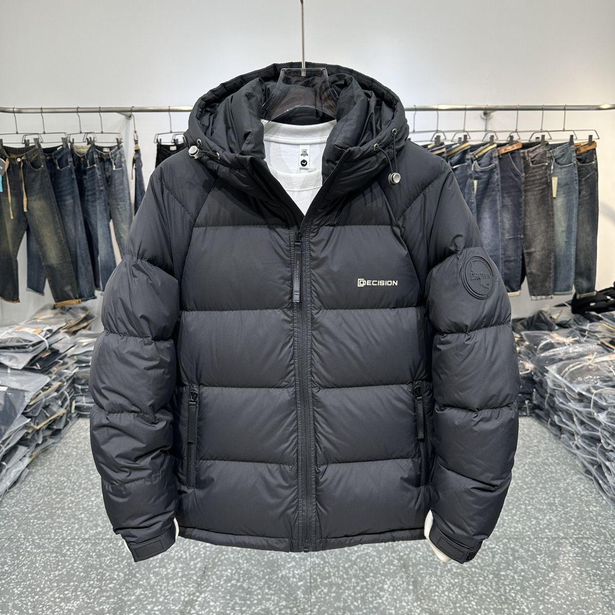 Men s Winter Warm Hooded Puffer Jacket - Youthful Trend and Cold Protection in Plus Sizes. XL (95-112kg) чорний
Men s Winter Warm Hooded Puffer Jacket - Youthful Trend and Cold Protection in Plus Sizes. XL (95-112kg) чорний