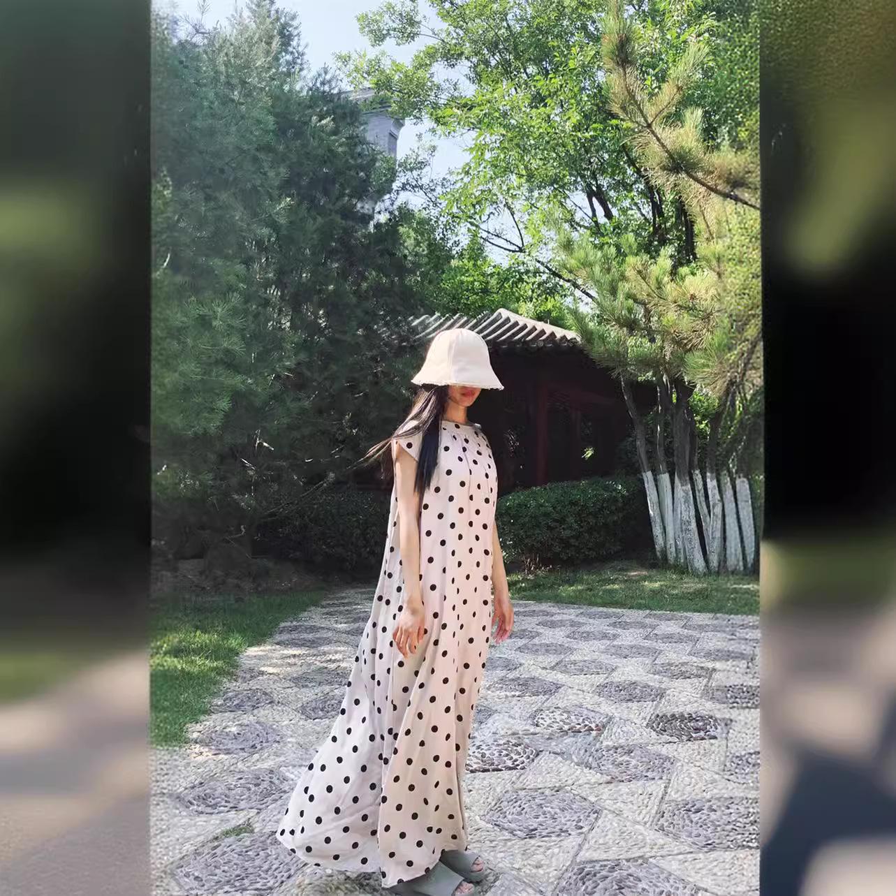 2024 High-End Exquisite Plus Size Summer Floral Cotton Silk Dress One Size 130
2024 High-End Exquisite Plus Size Summer Floral Cotton Silk Dress One Size 130