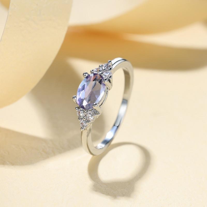 New peridot rose gold micro-diamond four-claw zircon simple temperament men s and women s rings no. 13
New peridot rose gold micro-diamond four-claw zircon simple temperament men s and women s rings no. 13