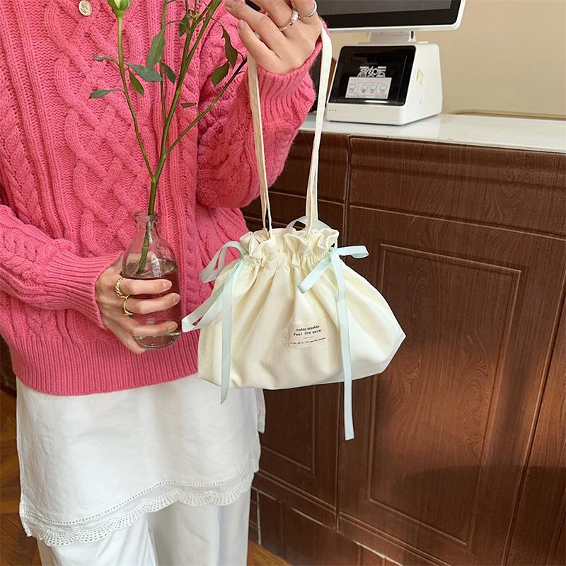 Pure Color Shoulder Bag Drawstring Pouch Women S Cosmetics Earphones Key Sundries Organizer Simple Tote Bag Storage Bag розовый
Pure Color Shoulder Bag Drawstring Pouch Women S Cosmetics Earphones Key Sundries Organizer Simple Tote Bag Storage Bag розовый