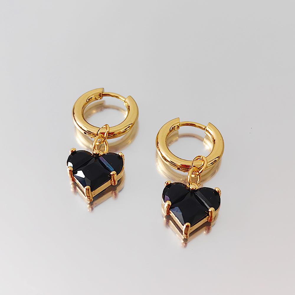 Stainless Steel Vacuum Plated Ear Buckle Sweet Cool Copper Inlaid Zircon Love Pendant Earrings Versatile Earrings Neutral
Stainless Steel Vacuum Plated Ear Buckle Sweet Cool Copper Inlaid Zircon Love Pendant Earrings Versatile Earrings Neutral
