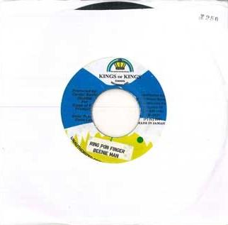 7inch Record BEENIE MAN - Ring Pon Finger NONE KINGS OF KINGS 2000 Jamaica Reggae, Ska & Dub Used
7inch Record BEENIE MAN - Ring Pon Finger NONE KINGS OF KINGS 2000 Jamaica Reggae, Ska & Dub Used