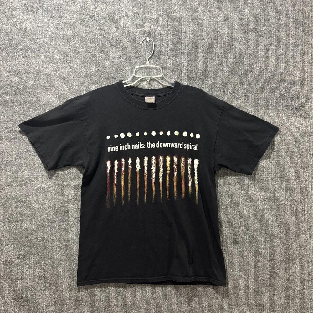 Вінтажна Футболка Nine Inch Nails Репринт Тур Downward Spiral S-4XL Унісекс L
Вінтажна Футболка Nine Inch Nails Репринт Тур Downward Spiral S-4XL Унісекс L