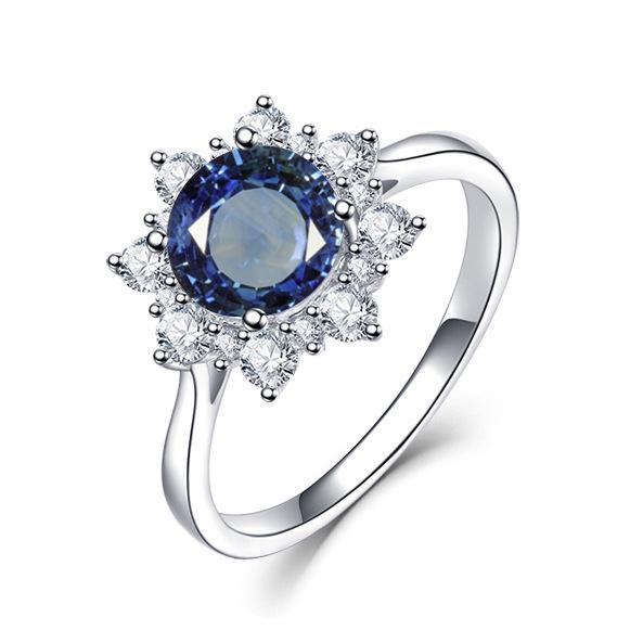 Набор Zhenrong Рождественский Морской Синий Топаз Снежинка: Европейские и американские серьги с цирконами и подвеска
Набор Zhenrong Рождественский Морской Синий Топаз Снежинка: Европейские и американские серьги с цирконами и подвеска