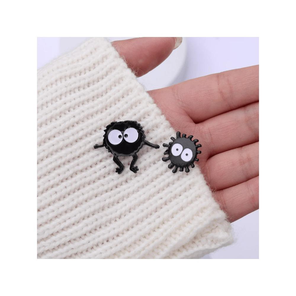 2 шт. женских мультяшных милых угольных шаров с большими глазами, черного угольно-металлического значка, повседневная одежда, сумки, аксессуары, броши 
2 шт. женских мультяшных милых угольных шаров с большими глазами, черного угольно-металлического значка, повседневная одежда, сумки, аксессуары, броши