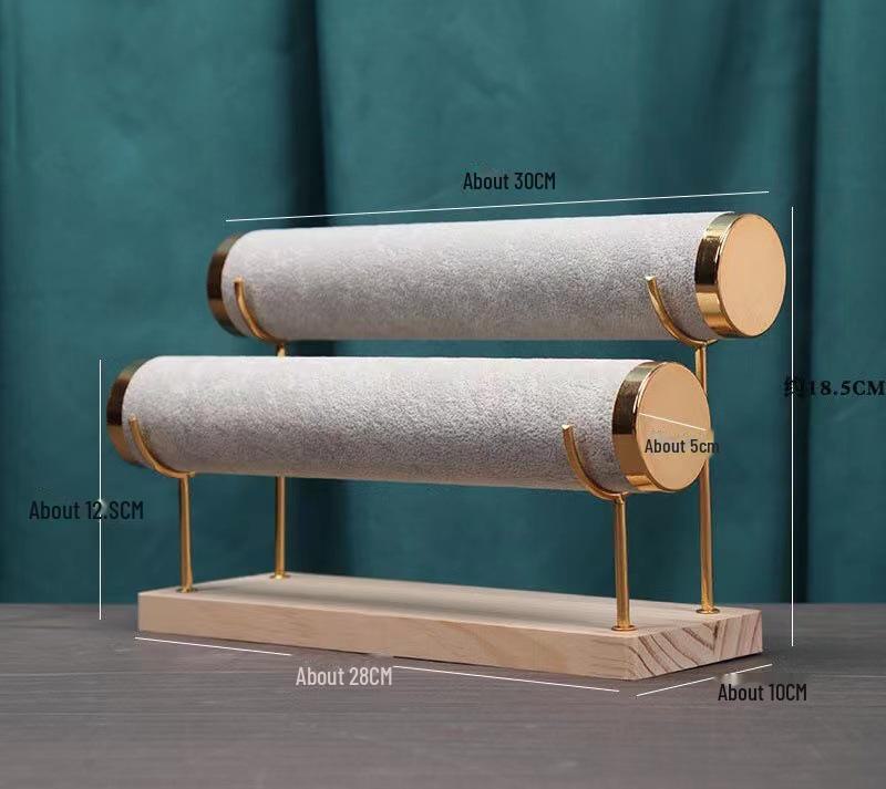 Дерев яна оксамитова стійка для демонстрації та зберігання ювелірних виробів, браслетів і годинників
Дерев яна оксамитова стійка для демонстрації та зберігання ювелірних виробів, браслетів і годинників