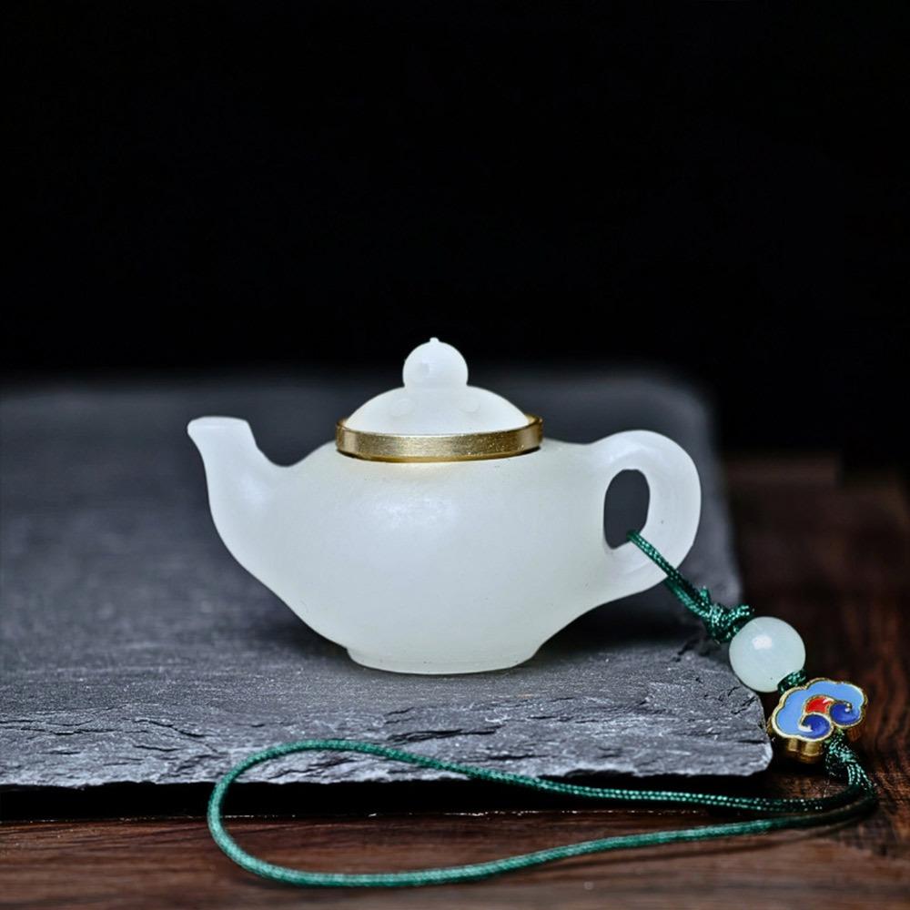 Chinese Style Carry Fragrance Lucky Gourd Phone Pendants Carving Hollow Sachet Ball Car Decoration 6
Chinese Style Carry Fragrance Lucky Gourd Phone Pendants Carving Hollow Sachet Ball Car Decoration 6