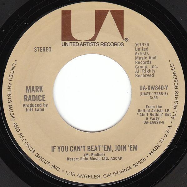 7inch Record MARK RADICE If You Cant Beat Em Join Em T UAXW840Y United Artists 1976 US Dance Electronica Used
7inch Record MARK RADICE If You Cant Beat Em Join Em T UAXW840Y United Artists 1976 US Dance Electronica Used