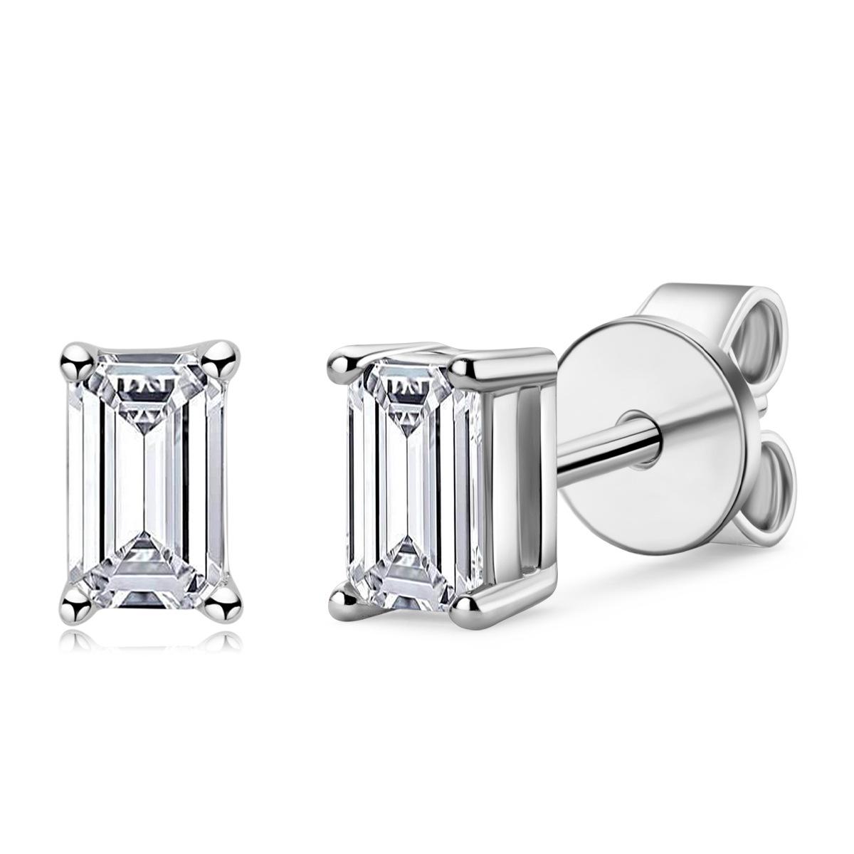Princess Cut Irregular Moissanite Earrings: Korean Luxury Design in S925 Sterling Silver 925 Silver
Princess Cut Irregular Moissanite Earrings: Korean Luxury Design in S925 Sterling Silver 925 Silver