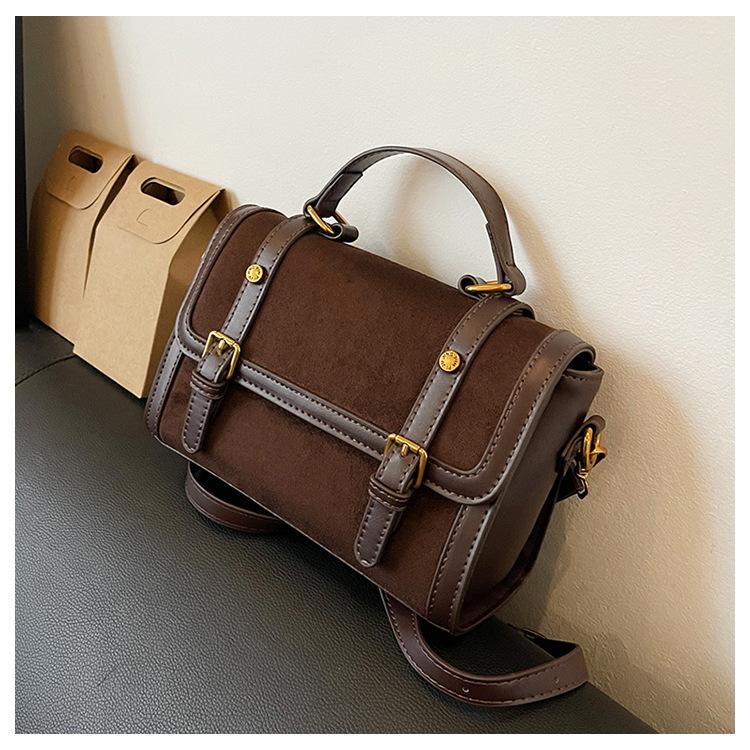 Retro Small Bag Women s Fashionable All-match Cross-body Super Hot Portable Square Carry 22x8x13
Retro Small Bag Women s Fashionable All-match Cross-body Super Hot Portable Square Carry 22x8x13