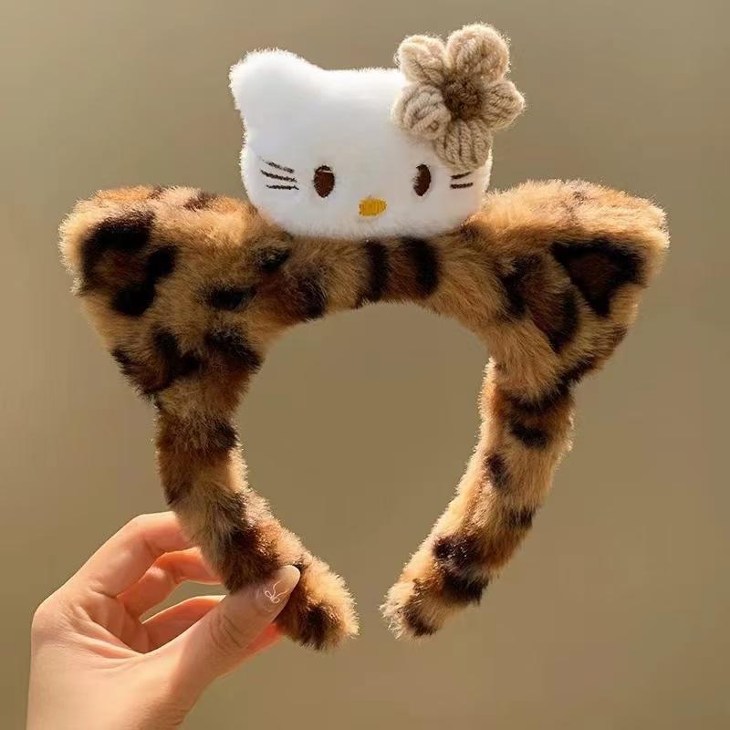 Cute Plush Headband For Face Washing, Makeup, Headband, And Hair Accessories One Size
Cute Plush Headband For Face Washing, Makeup, Headband, And Hair Accessories One Size
