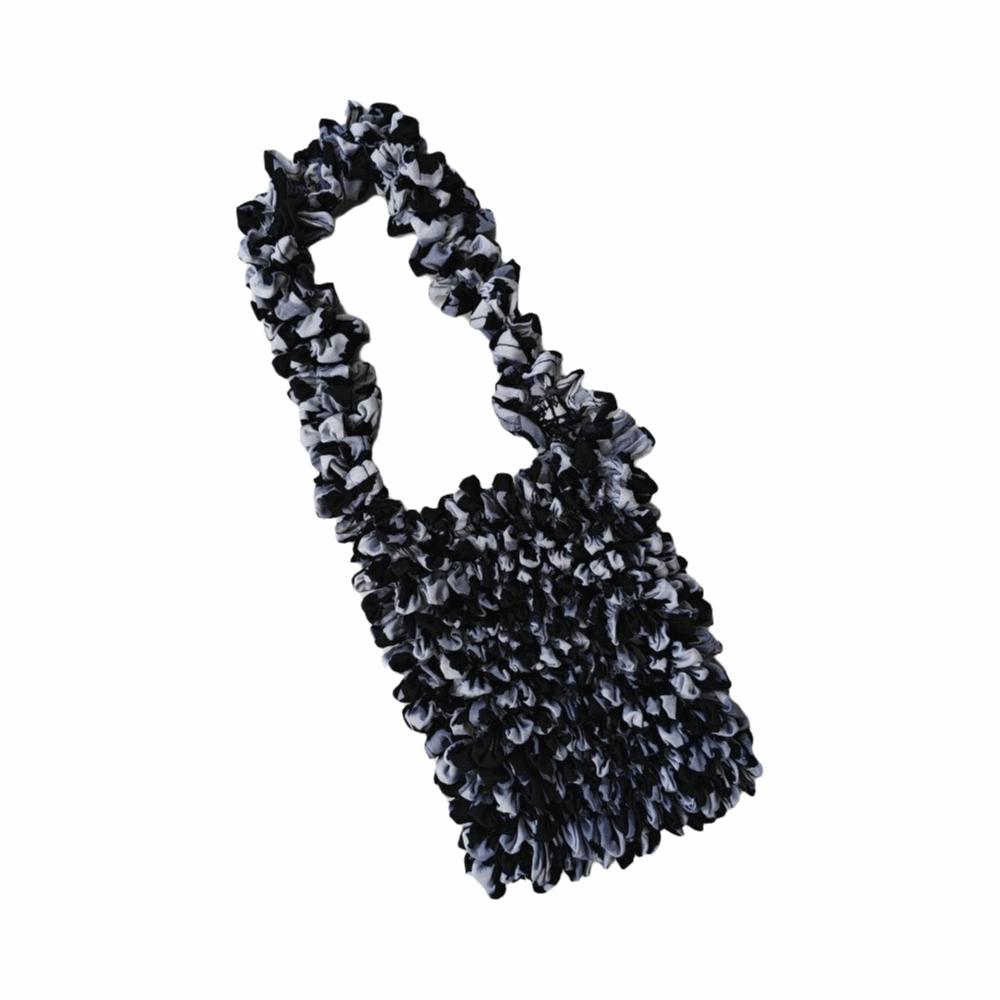 Large Capacity Bubble Crossbody Bag Black Polka Dot Woven Material Polka Dot Shopping Bag Soft Polyester Stretch Fabric серый
Large Capacity Bubble Crossbody Bag Black Polka Dot Woven Material Polka Dot Shopping Bag Soft Polyester Stretch Fabric серый