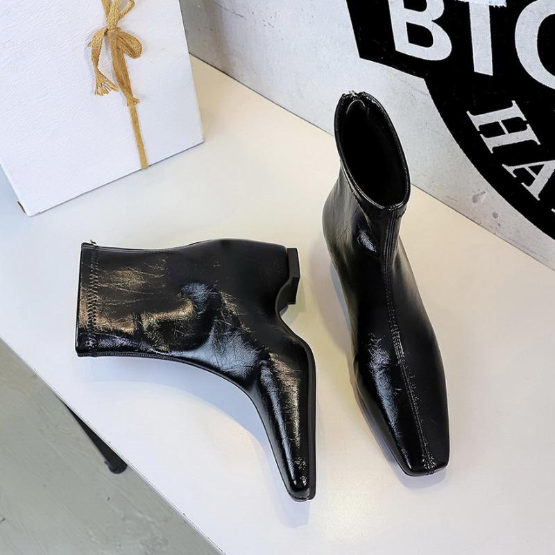 Retro British Style Square Toe Slim Ankle Boots Hidden Wedge Heel Back Zip Short Boots Fashion Versatile Autumn Winter Booties 36
Retro British Style Square Toe Slim Ankle Boots Hidden Wedge Heel Back Zip Short Boots Fashion Versatile Autumn Winter Booties 36