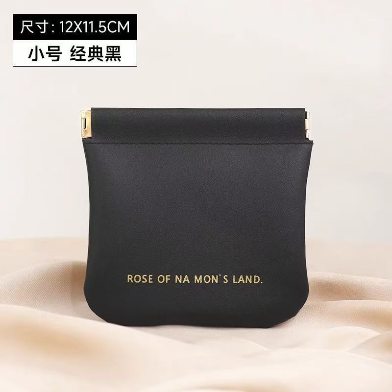 Automatic closed storage bag, portable storage, portable storage, earphones, data cable, portable travel lipstick, small bag, mini.
Automatic closed storage bag, portable storage, portable storage, earphones, data cable, portable travel lipstick, small bag, mini.
