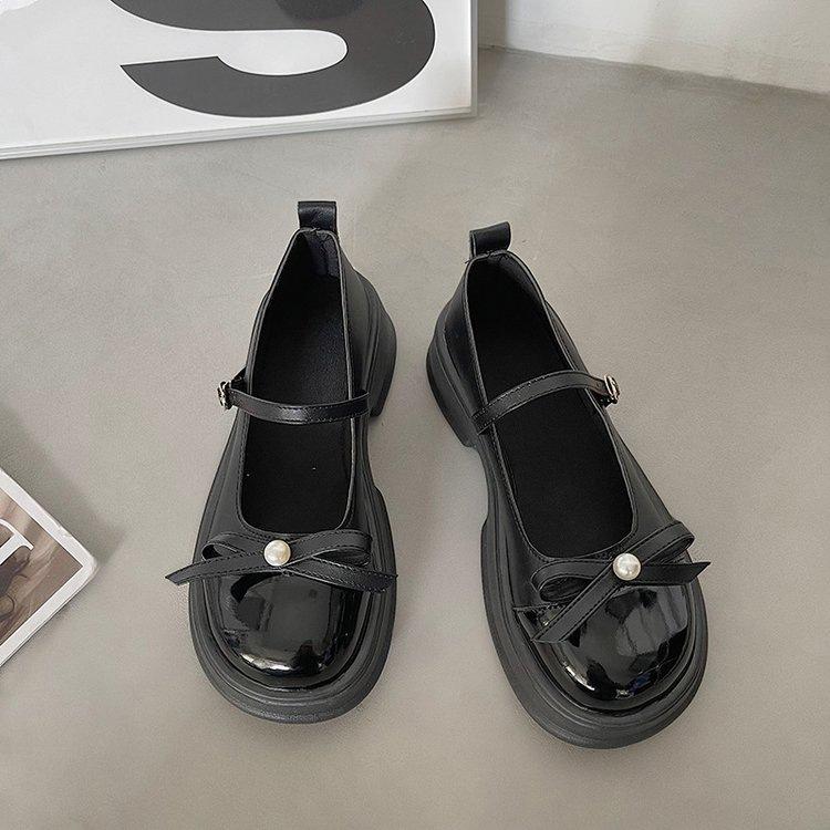 2025 autumn Japanese versatile round head platform Mary Jane small leather shoes women s new sweet bow French single shoes 40 чорний
2025 autumn Japanese versatile round head platform Mary Jane small leather shoes women s new sweet bow French single shoes 40 чорний