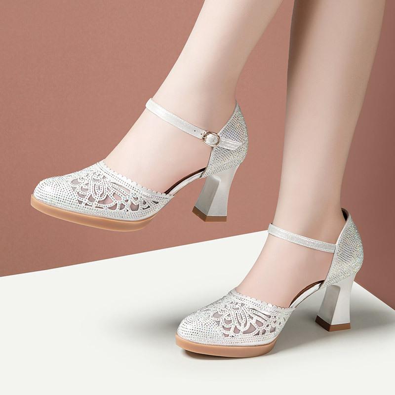 Aomanlin Body Institute Professional Body Gait Special Walk Show Shoes Leather Practice Baotou Stage Performance Cheongsam Shoes Women 41
Aomanlin Body Institute Professional Body Gait Special Walk Show Shoes Leather Practice Baotou Stage Performance Cheongsam Shoes Women 41