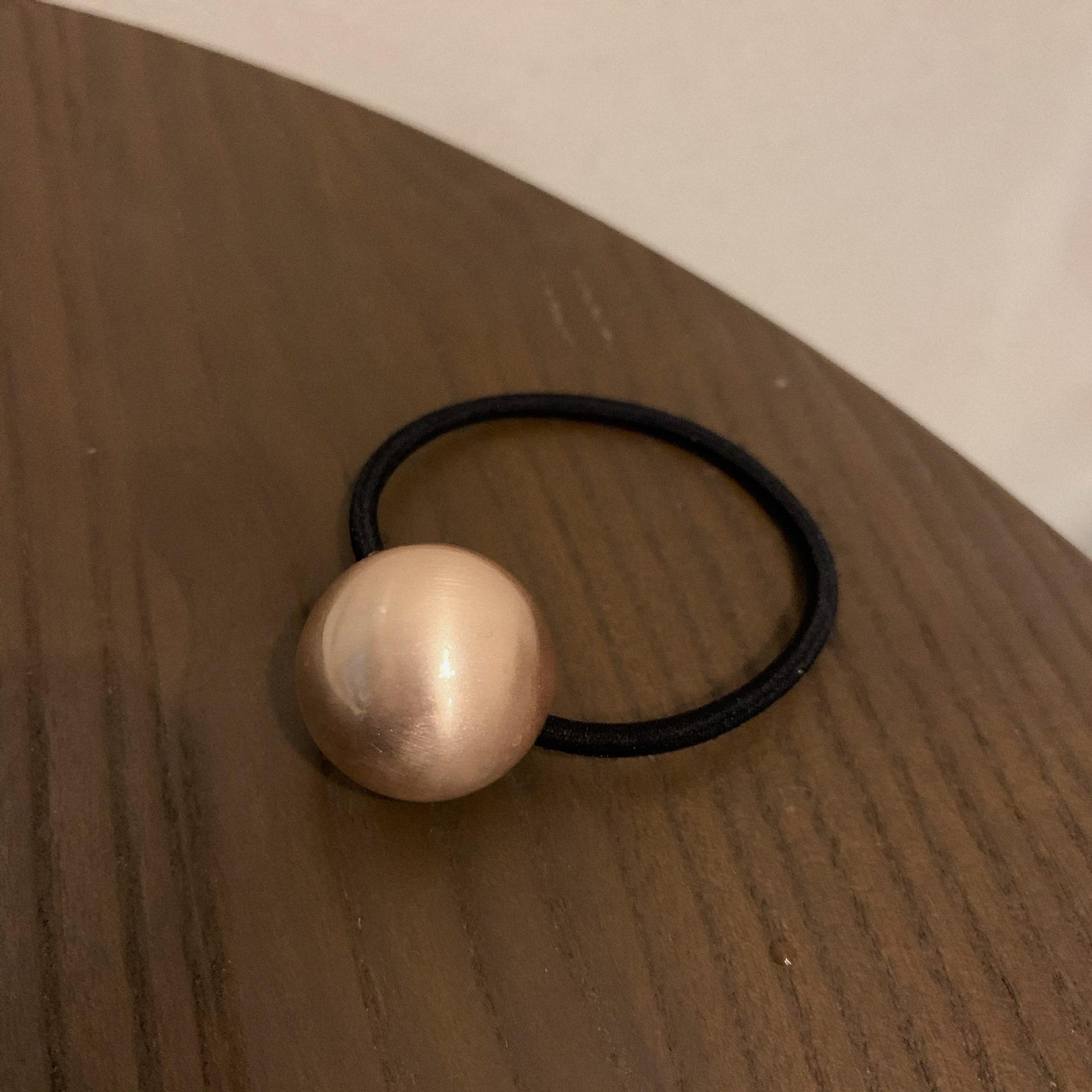 Корейский минималистский ободок для волос с золотым шариком - ретро-аксессуар для волос для женщин розового золота
Корейский минималистский ободок для волос с золотым шариком - ретро-аксессуар для волос для женщин розового золота