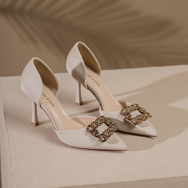- French spring new square buckle rhinestone professional OL European and American style temperament celebrity hollow thin heel women s single shoes 34
- French spring new square buckle rhinestone professional OL European and American style temperament celebrity hollow thin heel women s single shoes 34