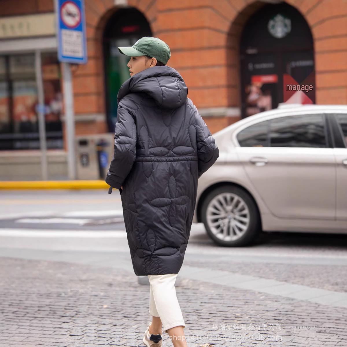 2024 Women s Quilted Long Goose Down Coat - 90% Down, New National Standard S (for 100-120 lbs)
2024 Women s Quilted Long Goose Down Coat - 90% Down, New National Standard S (for 100-120 lbs)