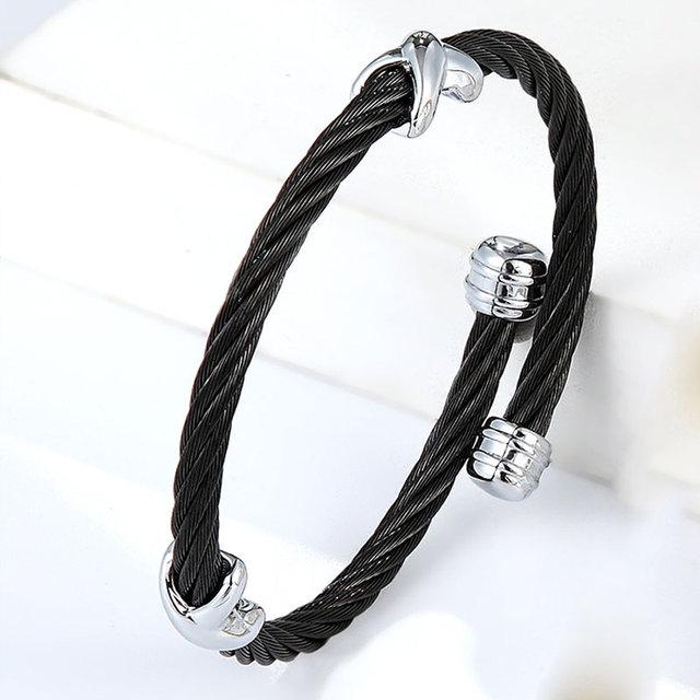 Продажа ювелирных изделий из нержавеющей стали, классический браслет с крестовой пряжкой из витой проволоки для женщин, браслет для влюбленных вечеринок
Продажа ювелирных изделий из нержавеющей стали, классический браслет с крестовой пряжкой из витой проволоки для женщин, браслет для влюбленных вечеринок