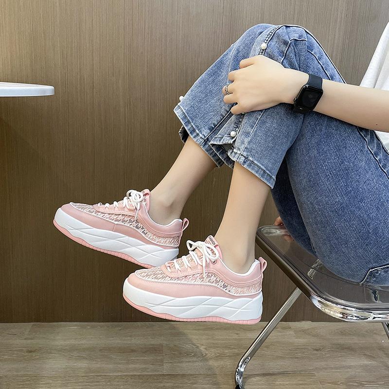 Muffin casual thick baseplate shoes mesh breathable little white shoes women s summer 2024 new versatile mesh shoes women s shoes 35 белый
Muffin casual thick baseplate shoes mesh breathable little white shoes women s summer 2024 new versatile mesh shoes women s shoes 35 белый