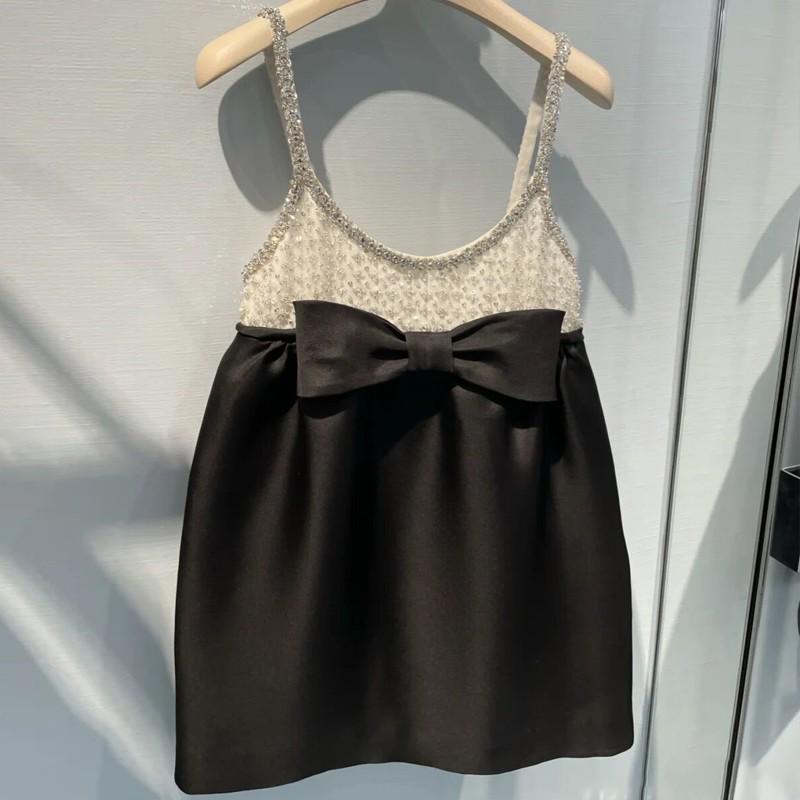 2025 Autumn Miu Style Beaded Rhinestone Bow Slip Midi Dress – Elegant, Youthful, Sexy Princess Fashion Large чорний
2025 Autumn Miu Style Beaded Rhinestone Bow Slip Midi Dress – Elegant, Youthful, Sexy Princess Fashion Large чорний