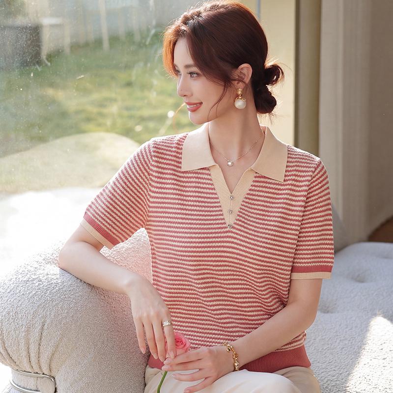 2026 New Style Ice Silk Summer Blouse: Short-Sleeved T-Shirt for Middle-Aged Women 4XL (recommended for 135-150 lbs) червоний
2026 New Style Ice Silk Summer Blouse: Short-Sleeved T-Shirt for Middle-Aged Women 4XL (recommended for 135-150 lbs) червоний