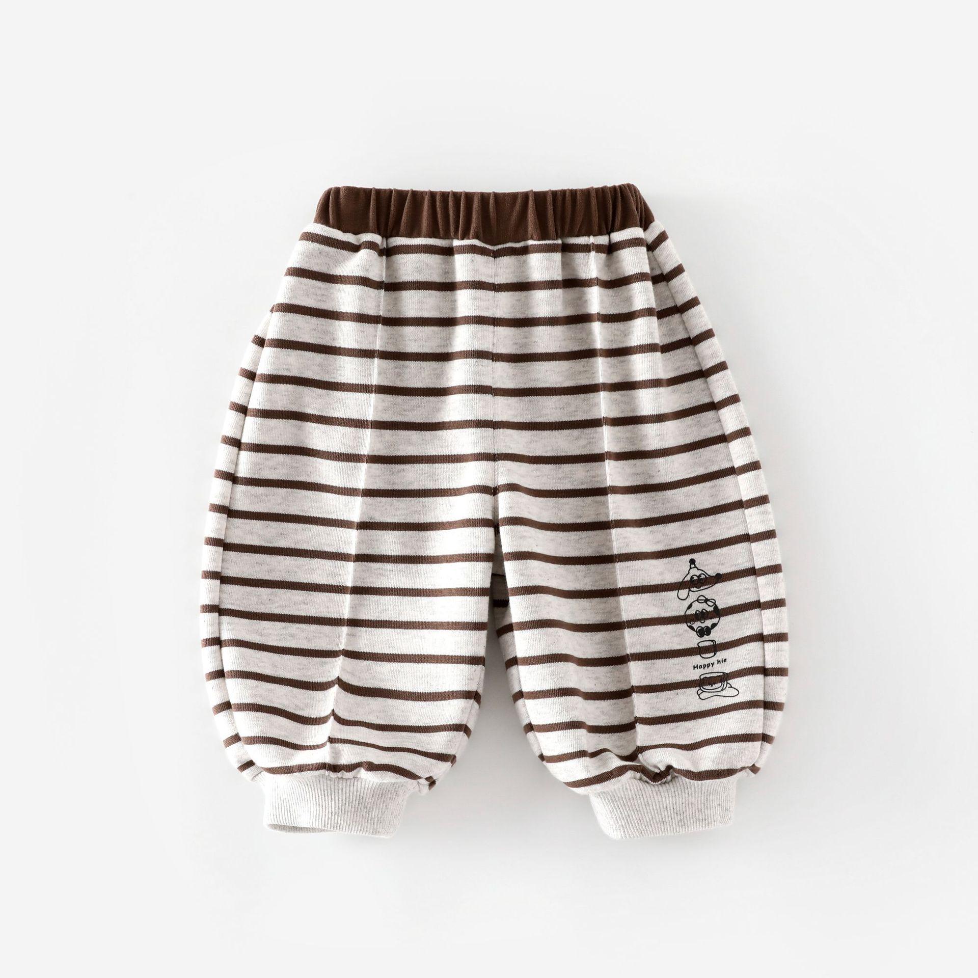 Корейские осенние полосатые спортивные штаны для мальчиков - 2025 Модная детская одежда в стиле колор-блок 120 бежевый/кофейный
Корейские осенние полосатые спортивные штаны для мальчиков - 2025 Модная детская одежда в стиле колор-блок 120 бежевый/кофейный