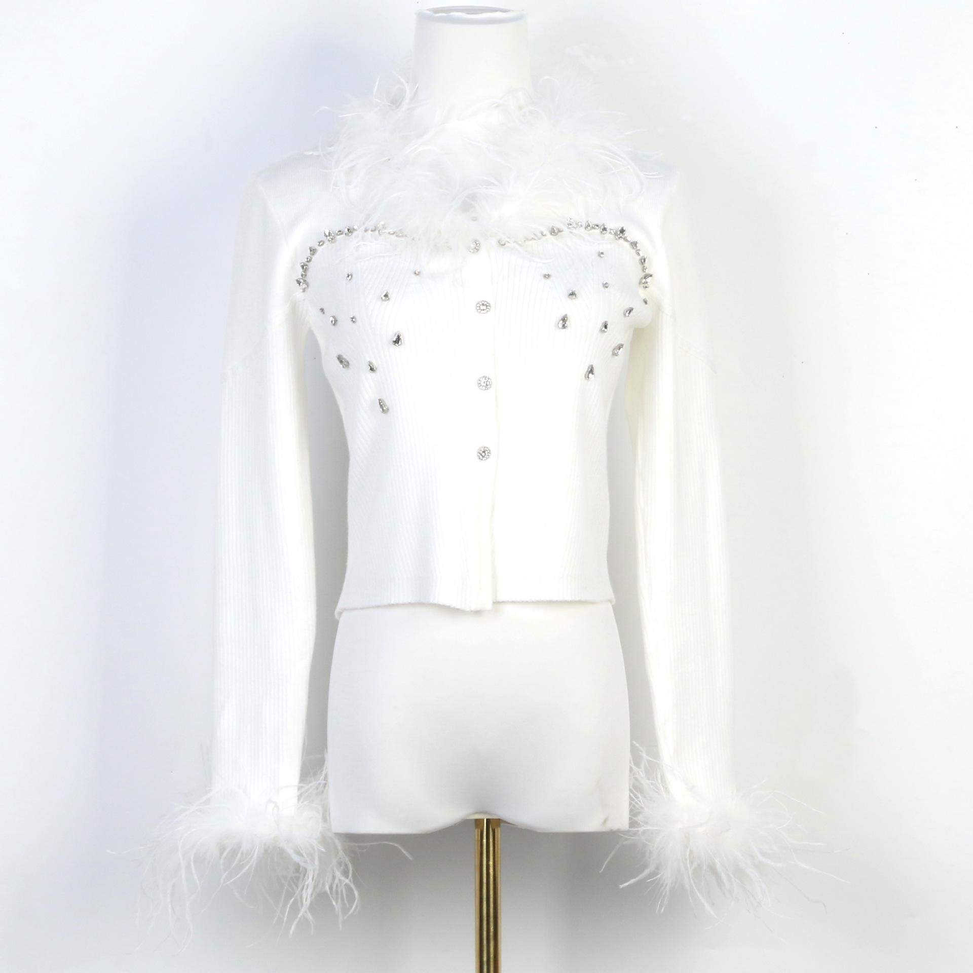 Элегантный женский вязаный свитер с перьями класса люкс на весну 2025 года Medium
Элегантный женский вязаный свитер с перьями класса люкс на весну 2025 года Medium