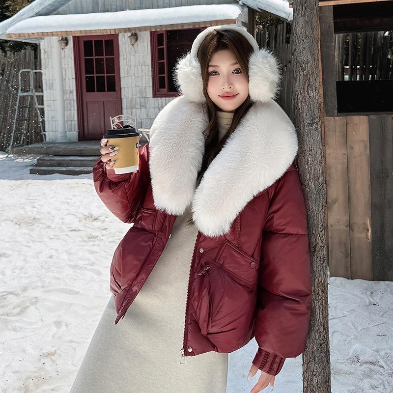 Женская модная короткая куртка с большим меховым лацканом, корейская версия хлопкового пальто, зимнее пальто-пуховик, толстая куртка XS красный
Женская модная короткая куртка с большим меховым лацканом, корейская версия хлопкового пальто, зимнее пальто-пуховик, толстая куртка XS красный