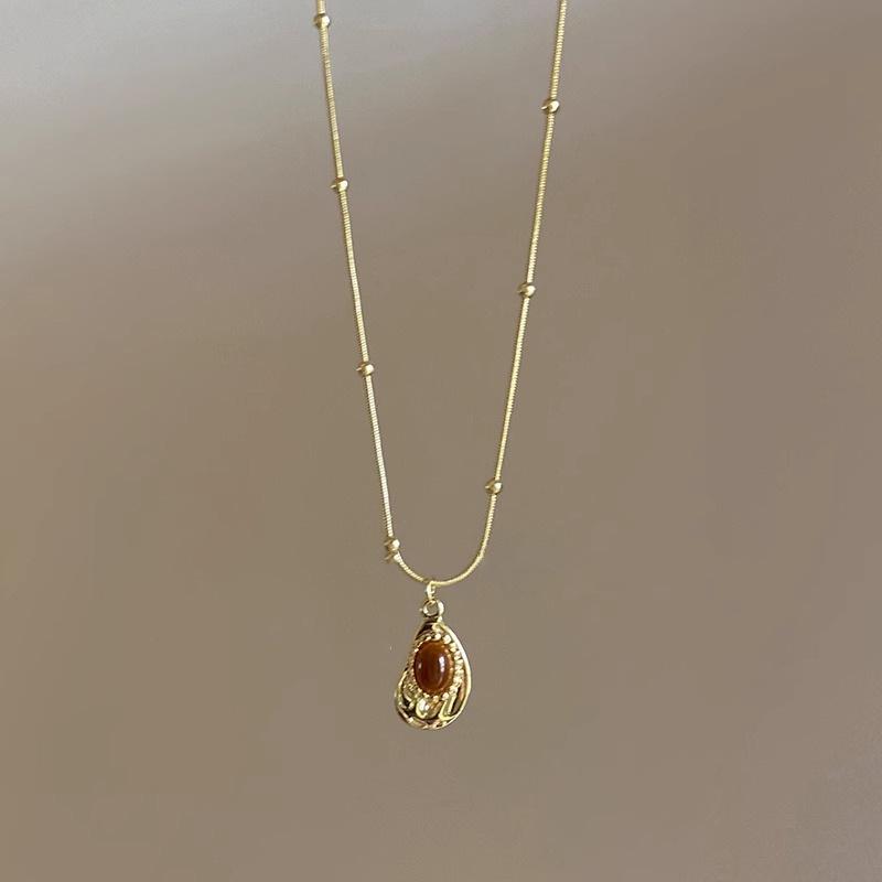 New Style Titanium Steel Tiger Eye Stone Necklace Women s Fashion Jewelry Accessory Coffee Color Chain Beads Jewelry Accessories
New Style Titanium Steel Tiger Eye Stone Necklace Women s Fashion Jewelry Accessory Coffee Color Chain Beads Jewelry Accessories