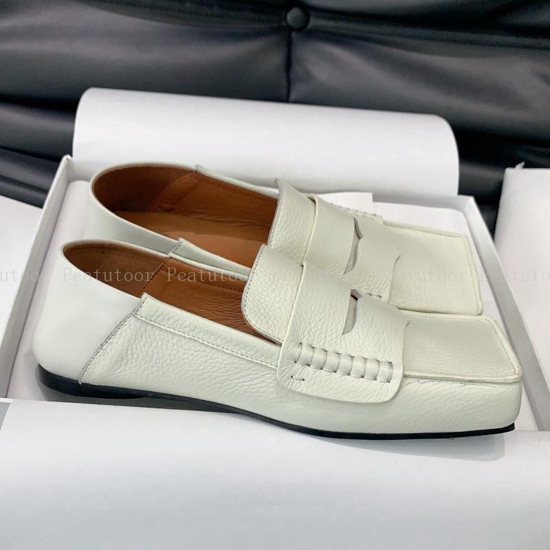 New Women Flats Top Quality leather fashion mary janes Shoes Woman Soft Walk dance Shoe Casual Shoes 35
New Women Flats Top Quality leather fashion mary janes Shoes Woman Soft Walk dance Shoe Casual Shoes 35