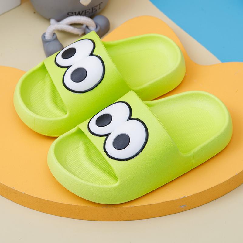 Non-slip soft children s slippers for summer, boys and girls, waterproof home use, suitable for toddlers and young children 24/25Code【Insole Length
Non-slip soft children s slippers for summer, boys and girls, waterproof home use, suitable for toddlers and young children 24/25Code【Insole Length