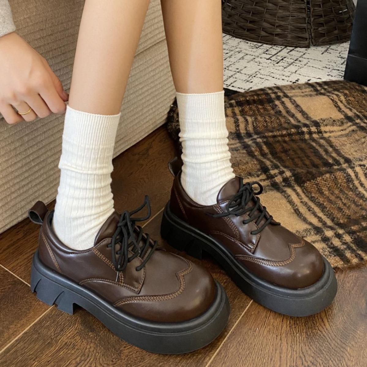 Round head British style small leather shoes women s 2024 spring new retro fashion casual thick heel lace-up student single shoes women 35 чорний
Round head British style small leather shoes women s 2024 spring new retro fashion casual thick heel lace-up student single shoes women 35 чорний