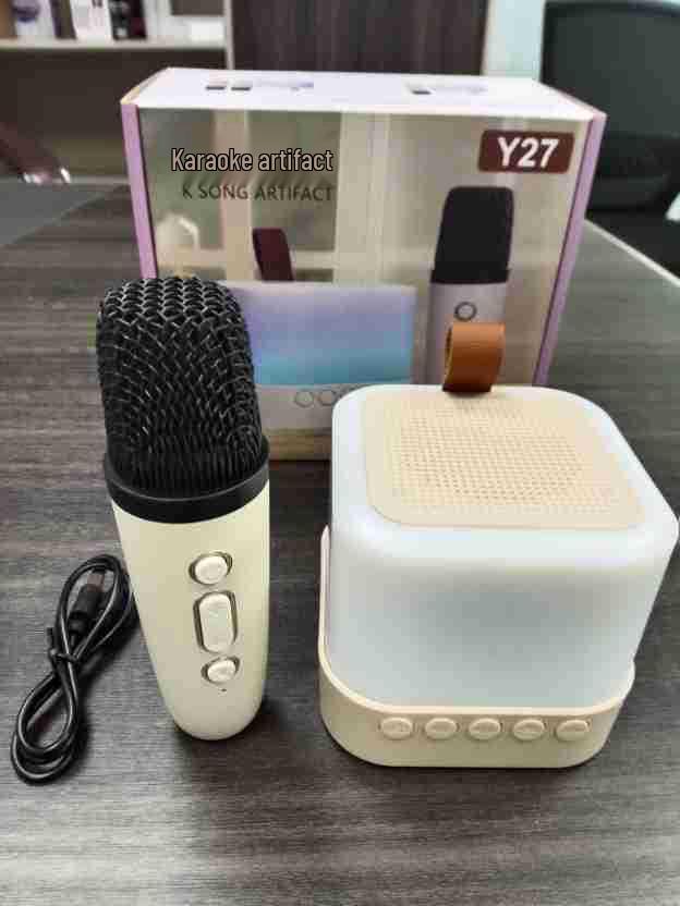 8W Portable Bluetooth Speaker with Microphone - Long Battery Life for Singing and Outdoors Single Microphone білий
8W Portable Bluetooth Speaker with Microphone - Long Battery Life for Singing and Outdoors Single Microphone білий