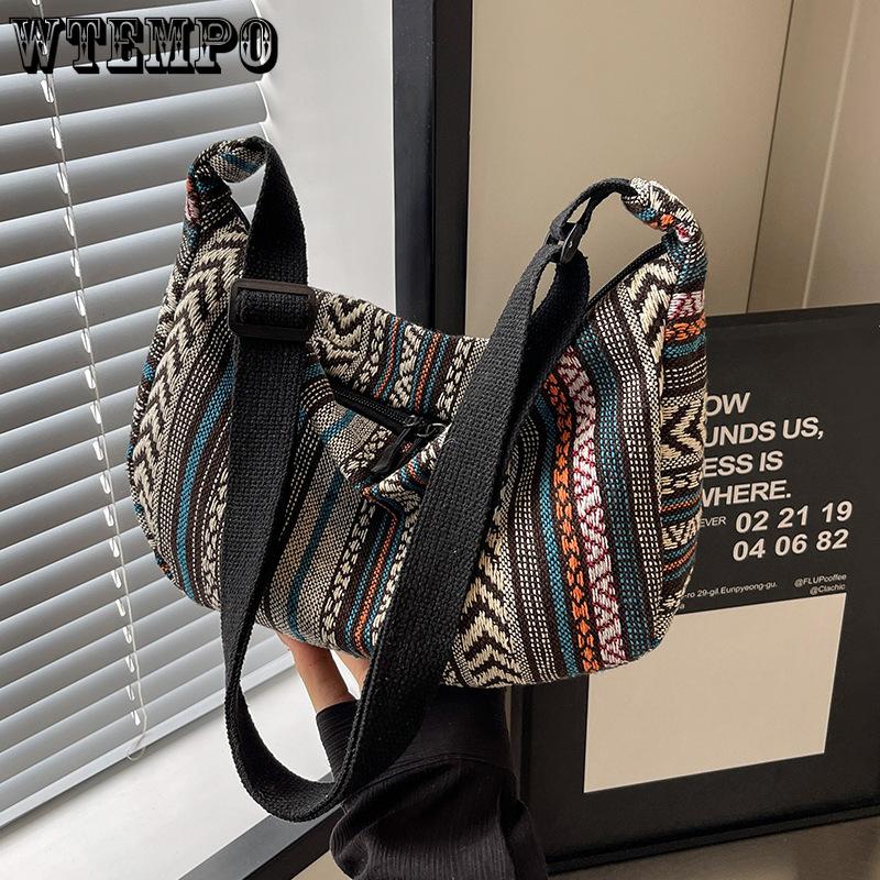 Large Capacity Ethnic Style Bag Fashionable Crossbody Bag Retro Versatile Shoulder Bag for Women
Large Capacity Ethnic Style Bag Fashionable Crossbody Bag Retro Versatile Shoulder Bag for Women