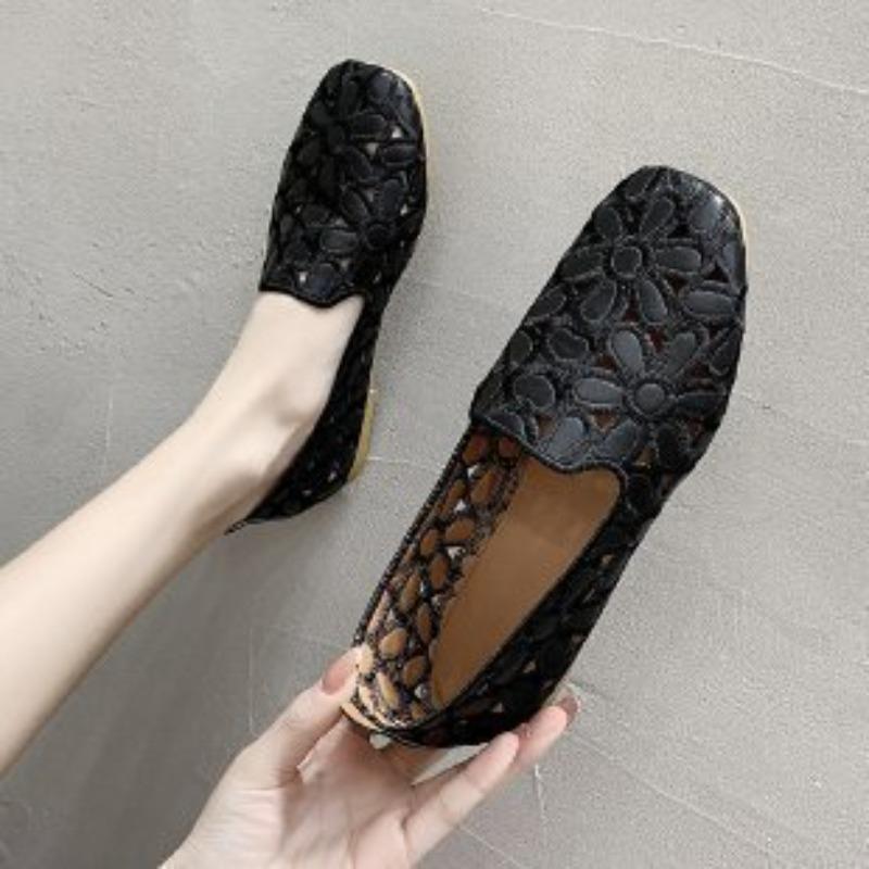 New large size square head shallow mouth flat bottom hollow mother shoes Mori female Doudou shoes single shoes 42
New large size square head shallow mouth flat bottom hollow mother shoes Mori female Doudou shoes single shoes 42