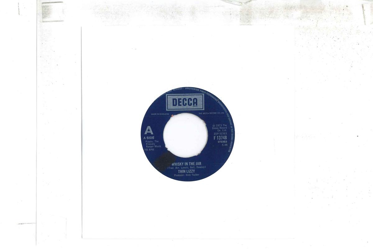 7inch Record THIN LIZZY - Whisky In The Jar / Vagabonds Of Th F13748 DECCA UK Rock Used
7inch Record THIN LIZZY - Whisky In The Jar / Vagabonds Of Th F13748 DECCA UK Rock Used